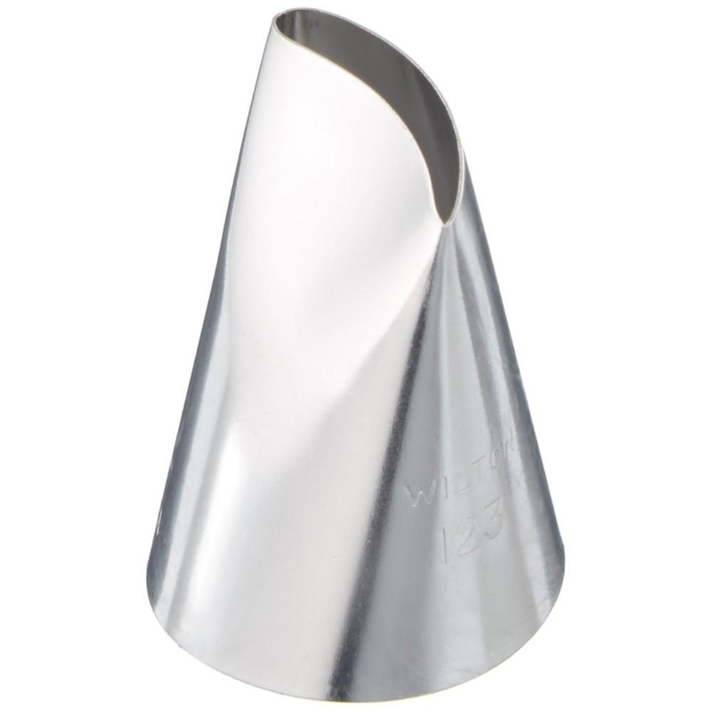 Wilton/Ateco Curved Petal Decorating Cake Tip #123