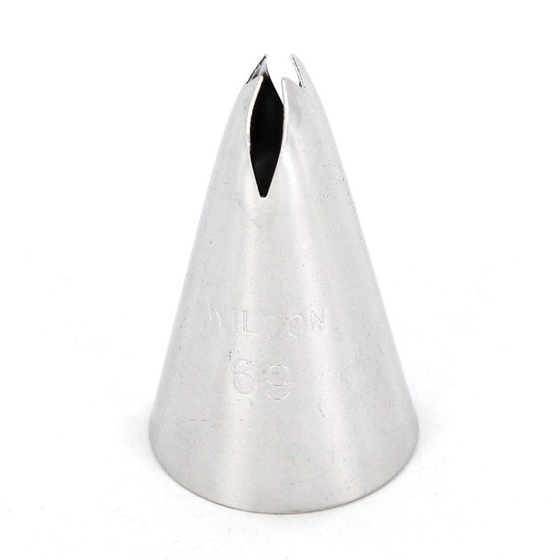 Wilton/Ateco Standard #69 Leaf Piping Tip