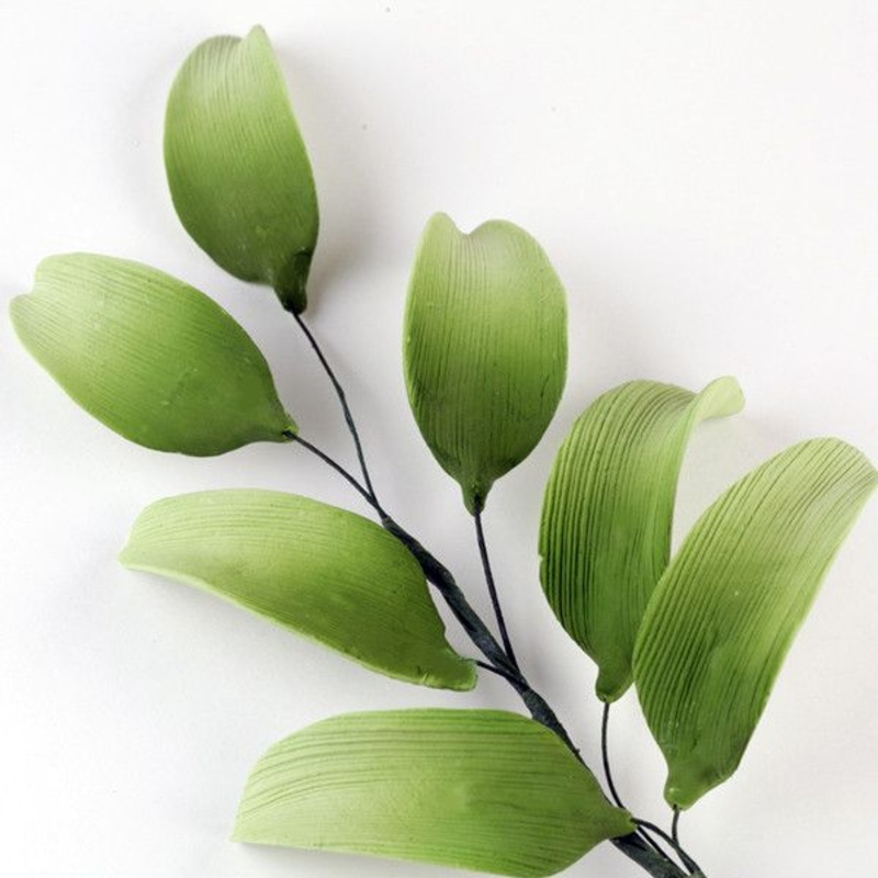 94- 7 Petal Lily Leaves