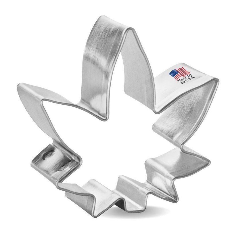 Mini Marijuana Leave Cookie Cutter 1.5'