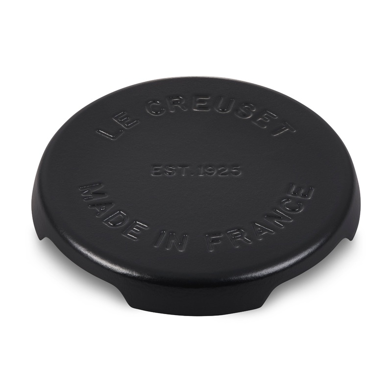 Le Creuset Signature Cast Iron 8.8" Licorice Round Trivet
