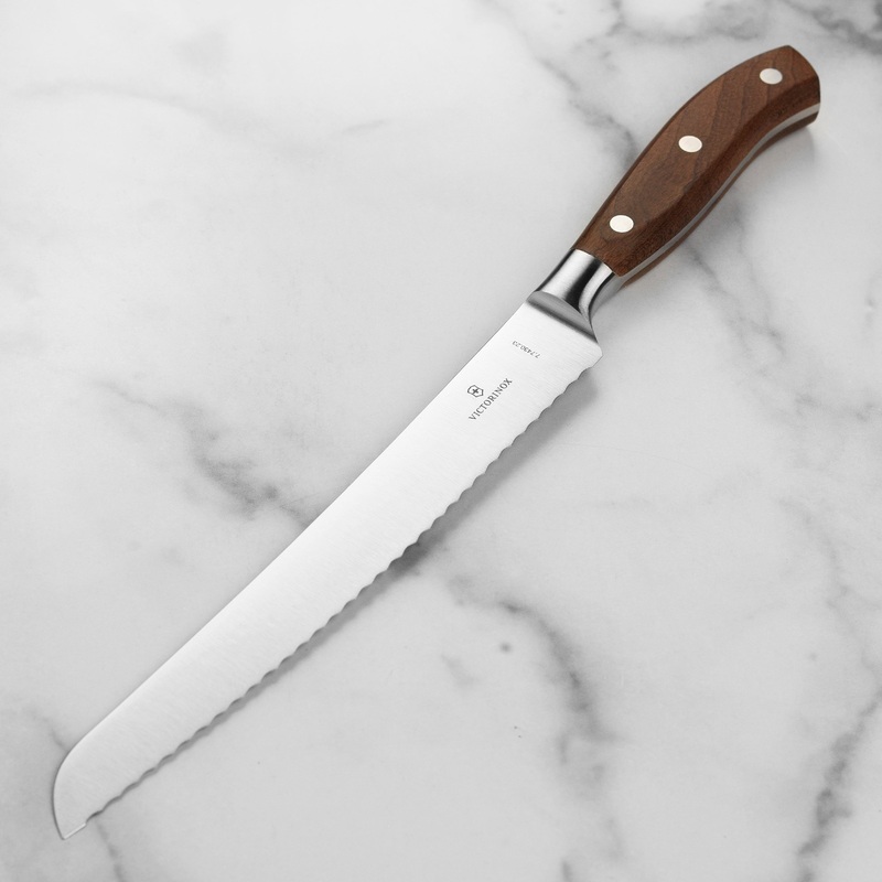 Victorinox Grand Maitre Wood 9" Bread Knife