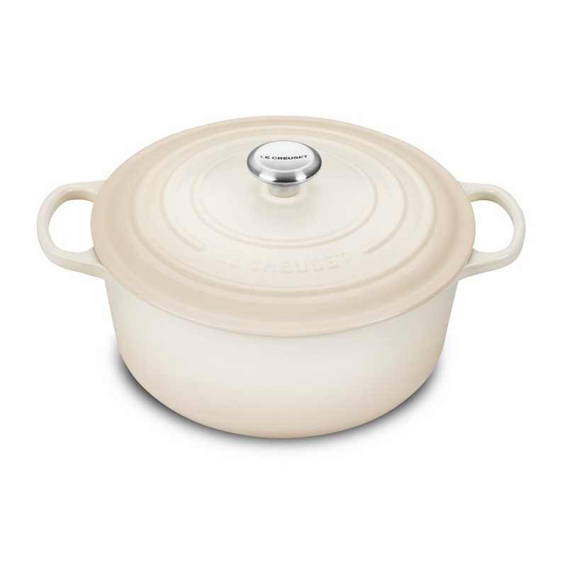 Le Creuset Signature Cast Iron 7.25-quart Meringue Round Dutch Oven