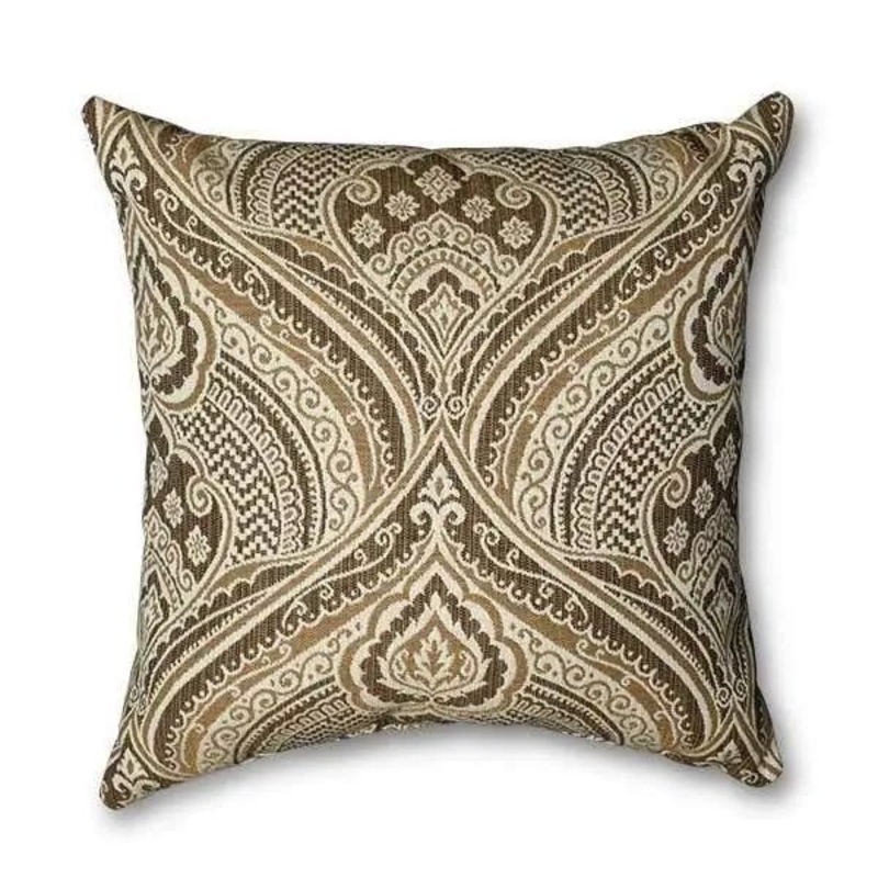Casual Cushion 15" Throw Pillow in Sultan Medina
