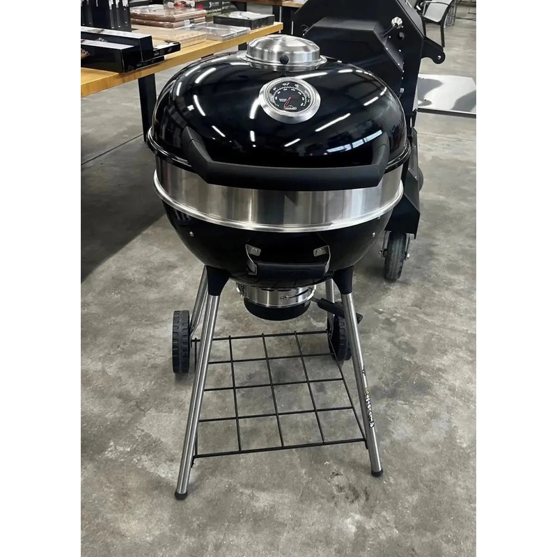 Local Special, Floor Model, Napoleon PRO22K Kettle Grill
