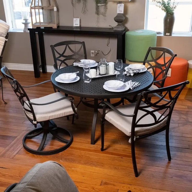 Local Special, Woodard Dining Table with 4 Wiltshire Dining Chairs | FLOOR MODEL