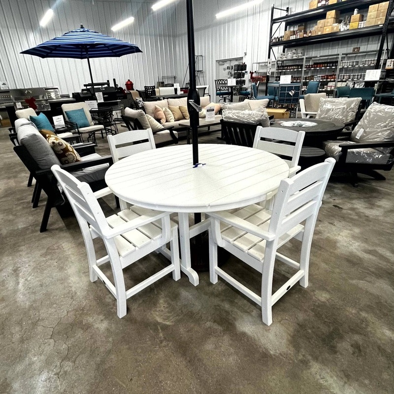 Local Special, Polywood White Dining Set with arms, seats 4