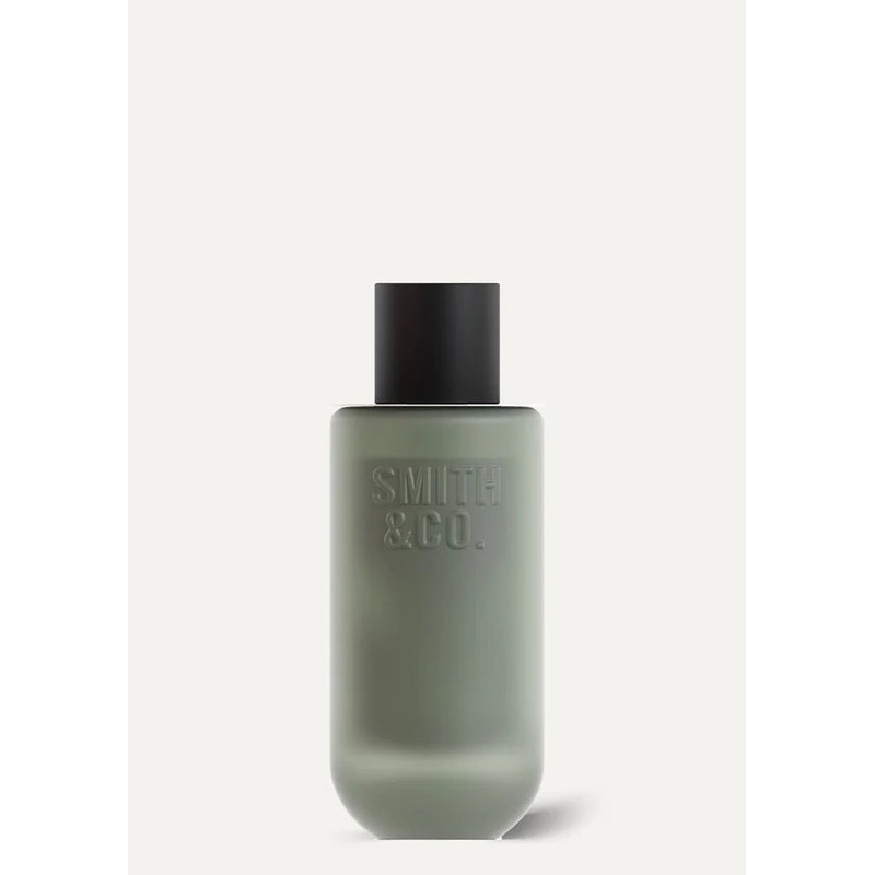 Smith & Co Room Spray 100ml - Amber & Freesia